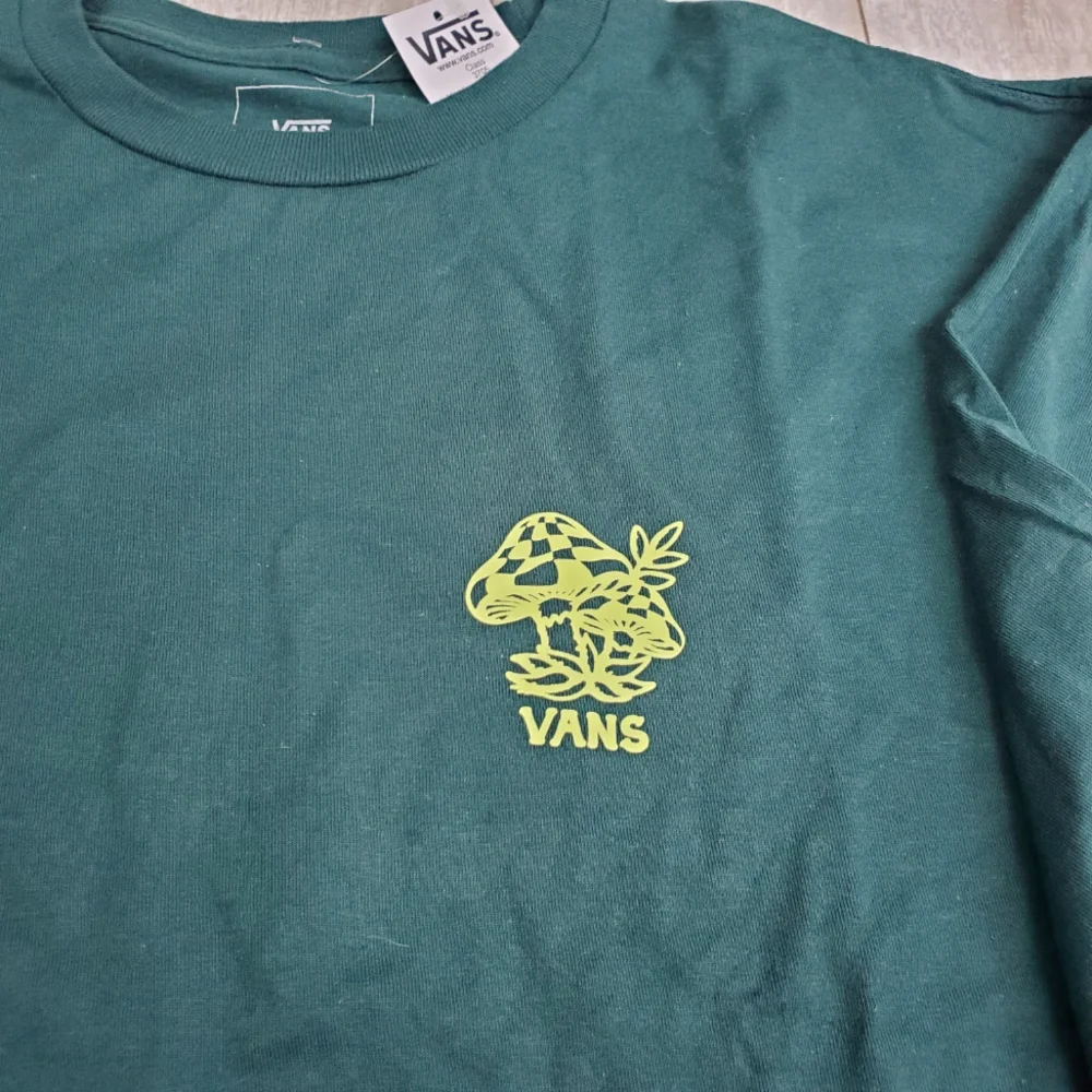 Vans Checker Shroom LS Tee - Picture 3 of 4